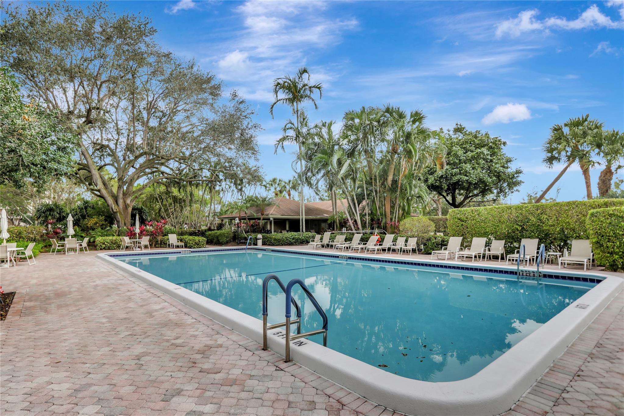 3100 N Course Lane 401