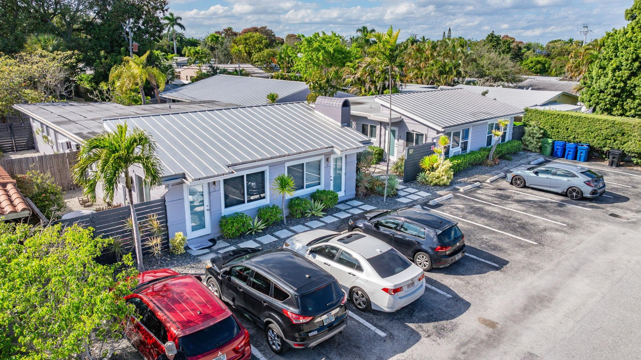 1215-1221 NE 17th Avenue