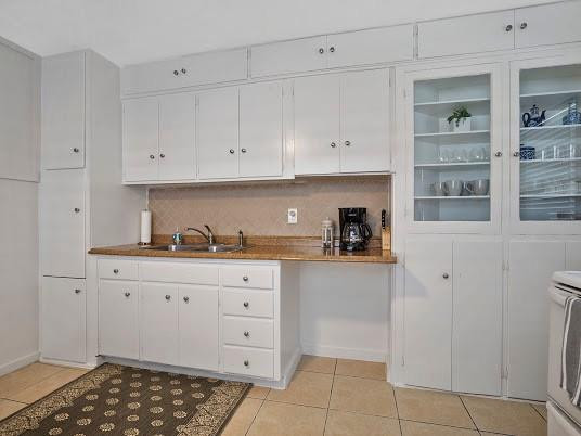 1215-1221 NE 17th Avenue