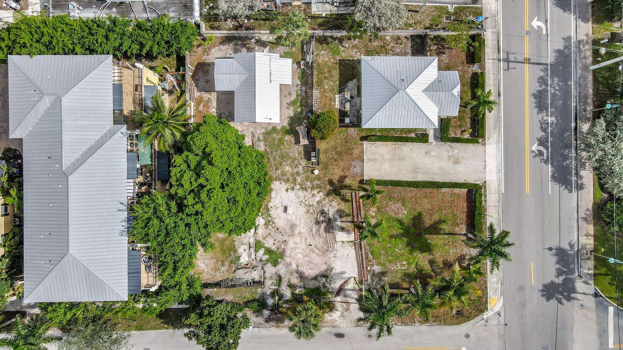 11 SW 11th Avenue