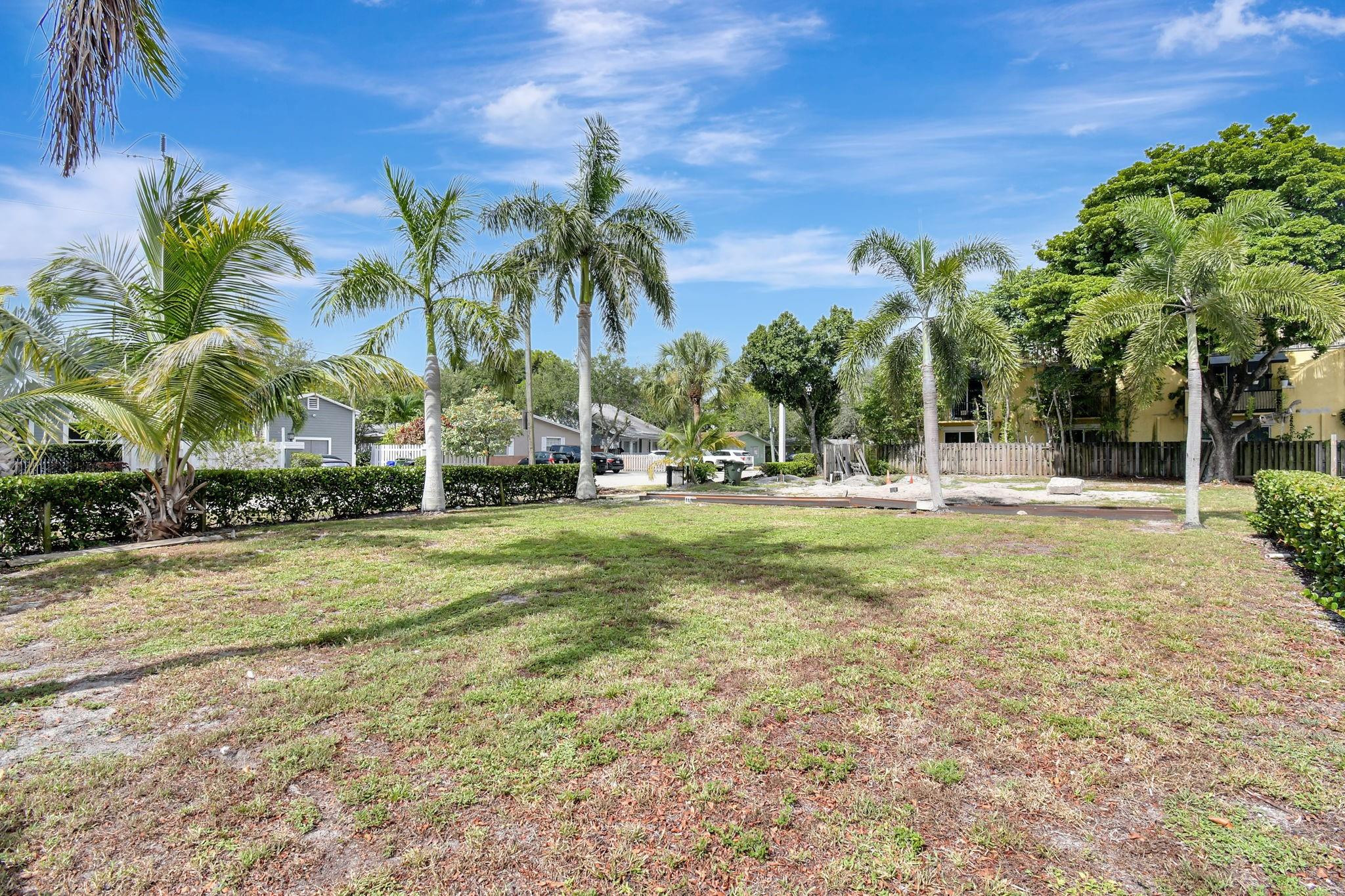 11 SW 11th Avenue