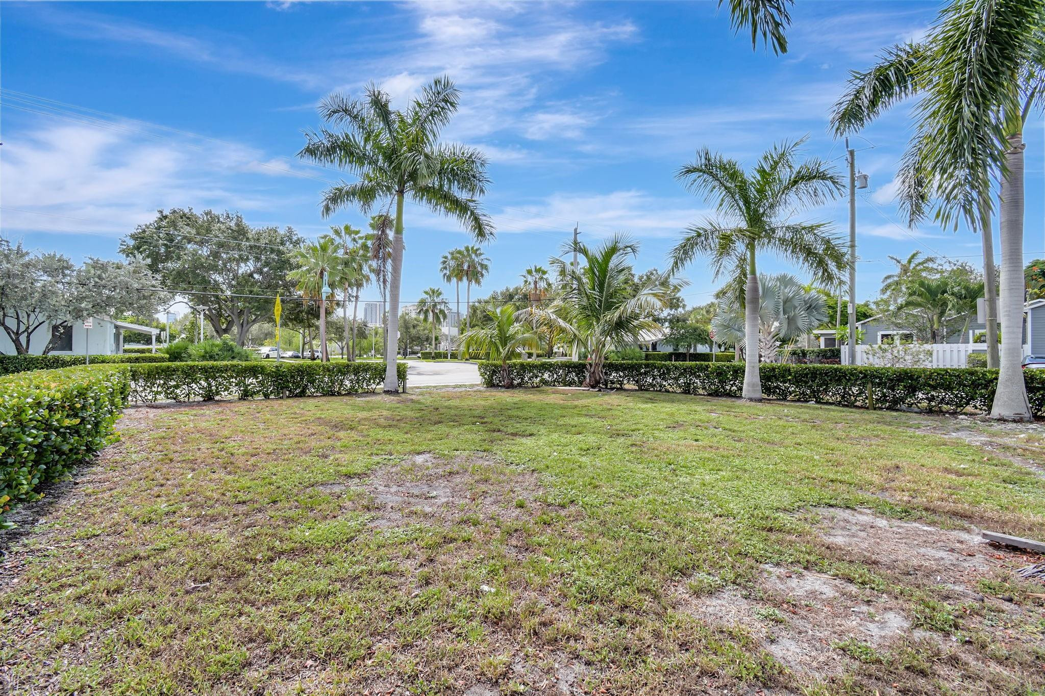 11 SW 11th Avenue
