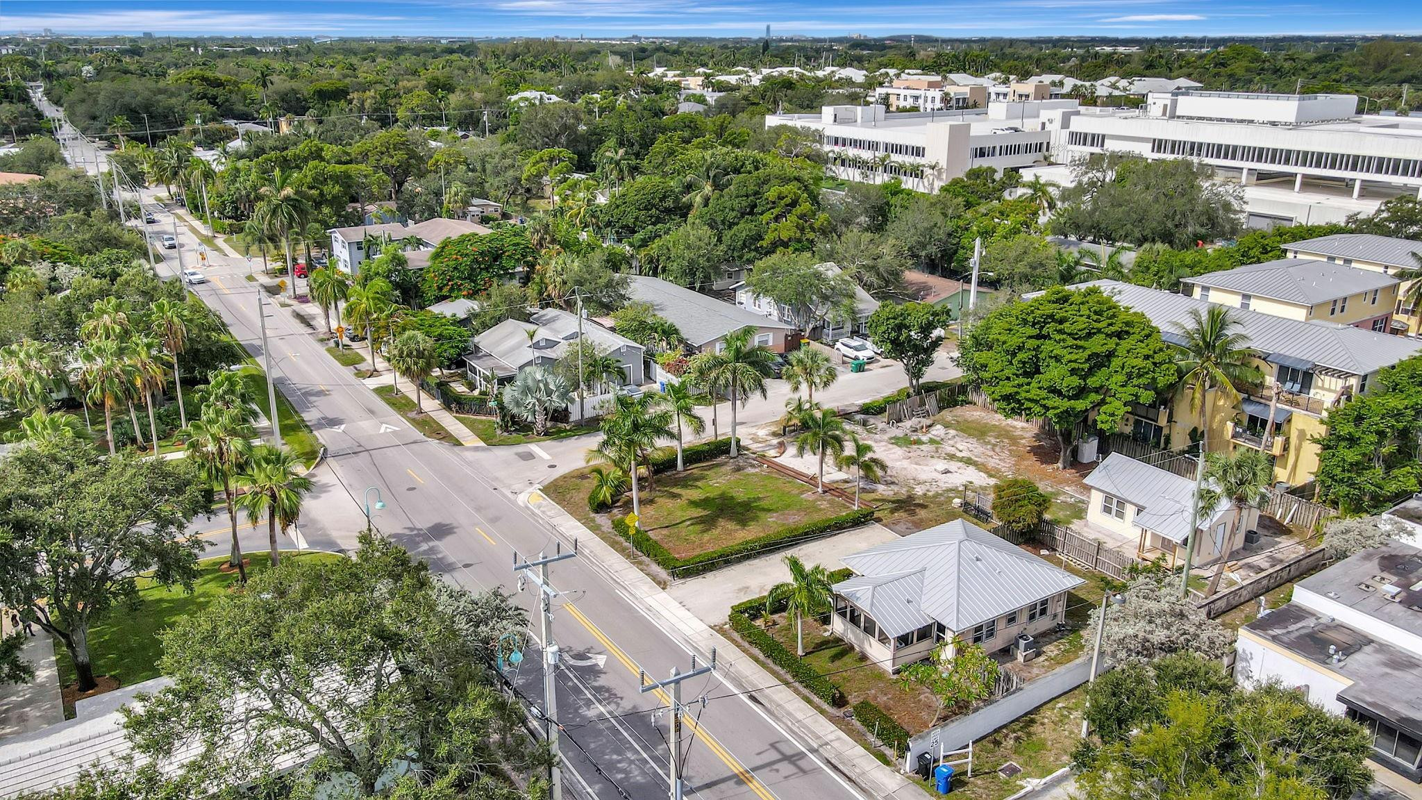 11 SW 11th Avenue