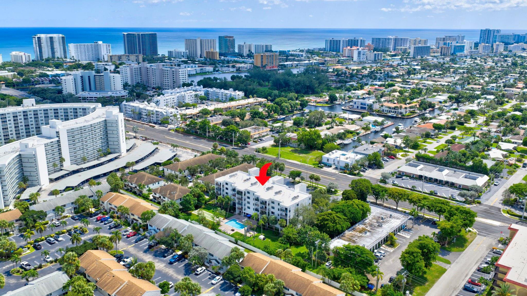 2707 NE 14th St Causeway 401