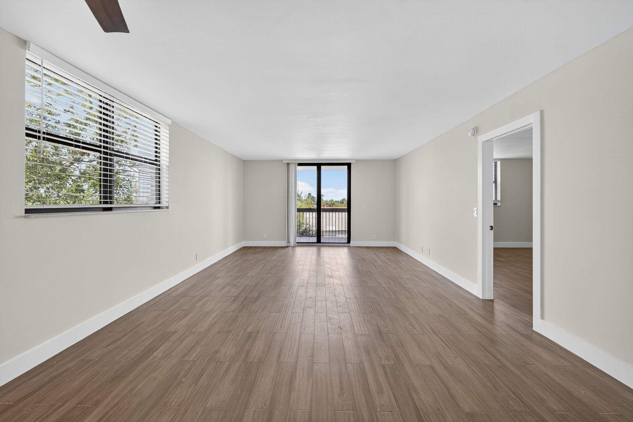 2707 NE 14th St Causeway 401