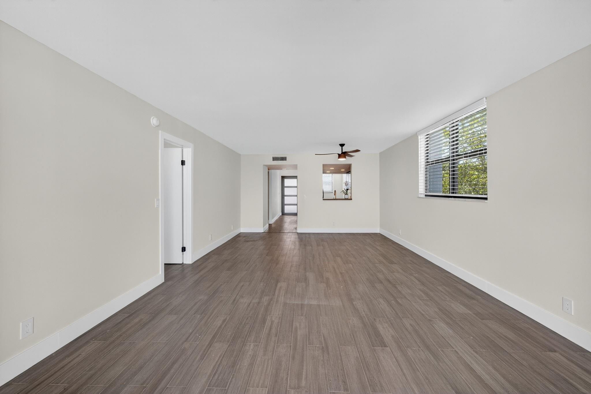 2707 NE 14th St Causeway 401