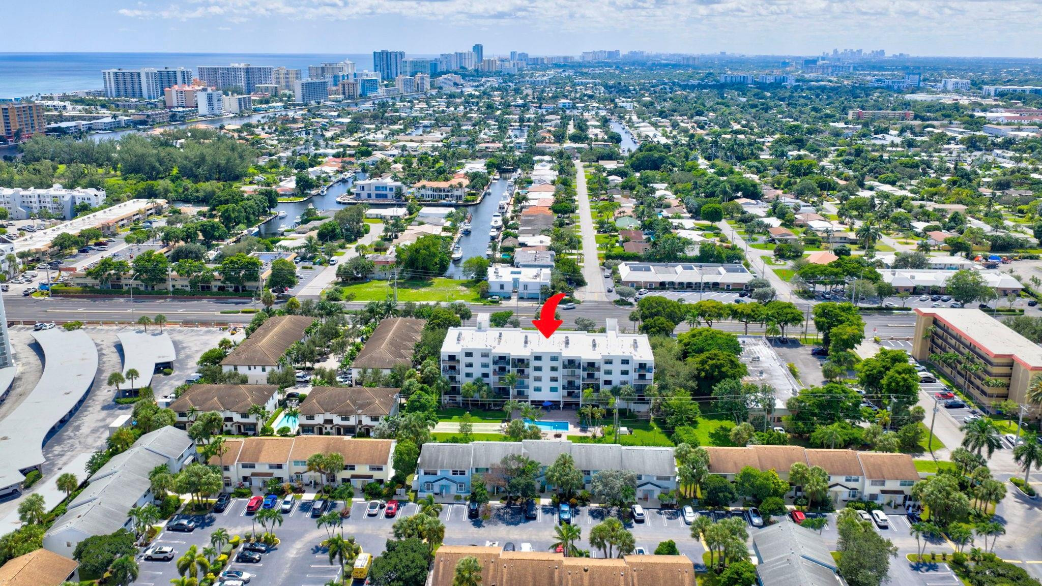 2707 NE 14th St Causeway 401