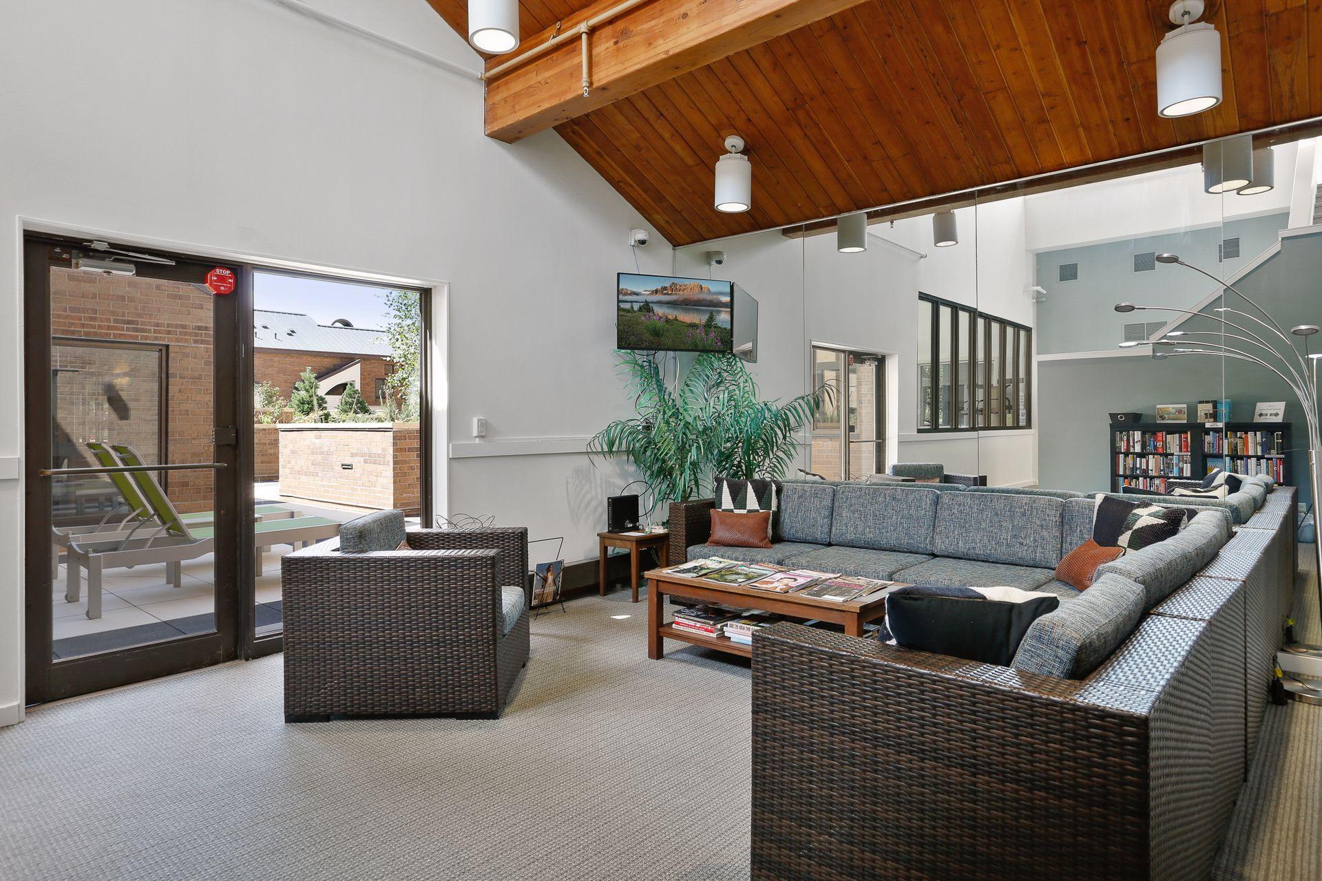 20 2nd Street NE Unit: P1509