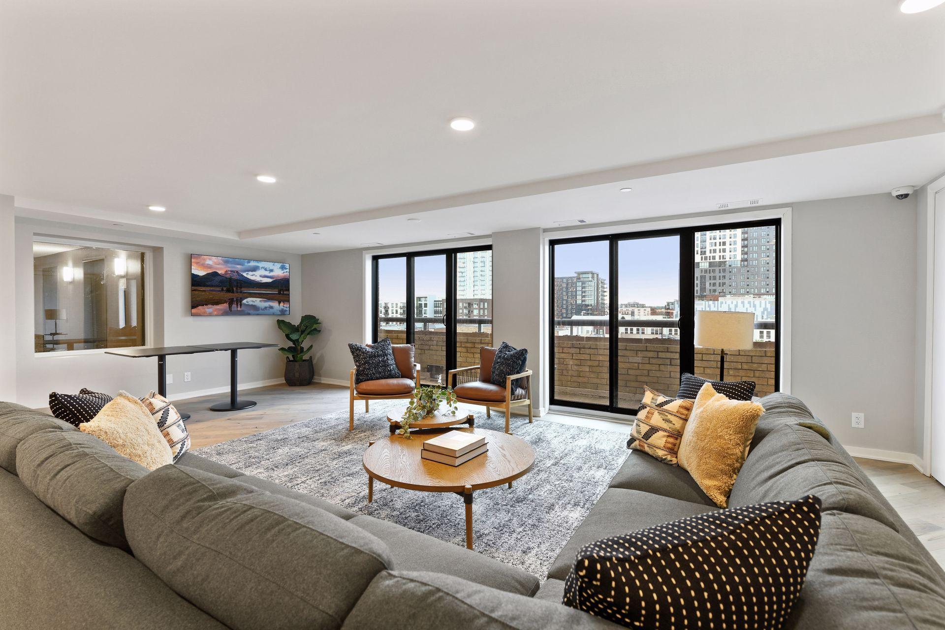 20 2nd Street NE Unit: P1509