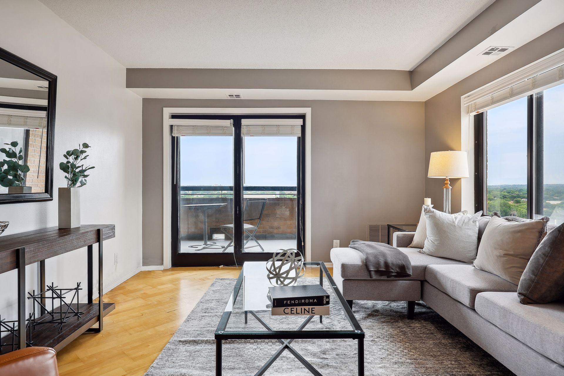 20 2nd Street NE Unit: P1509