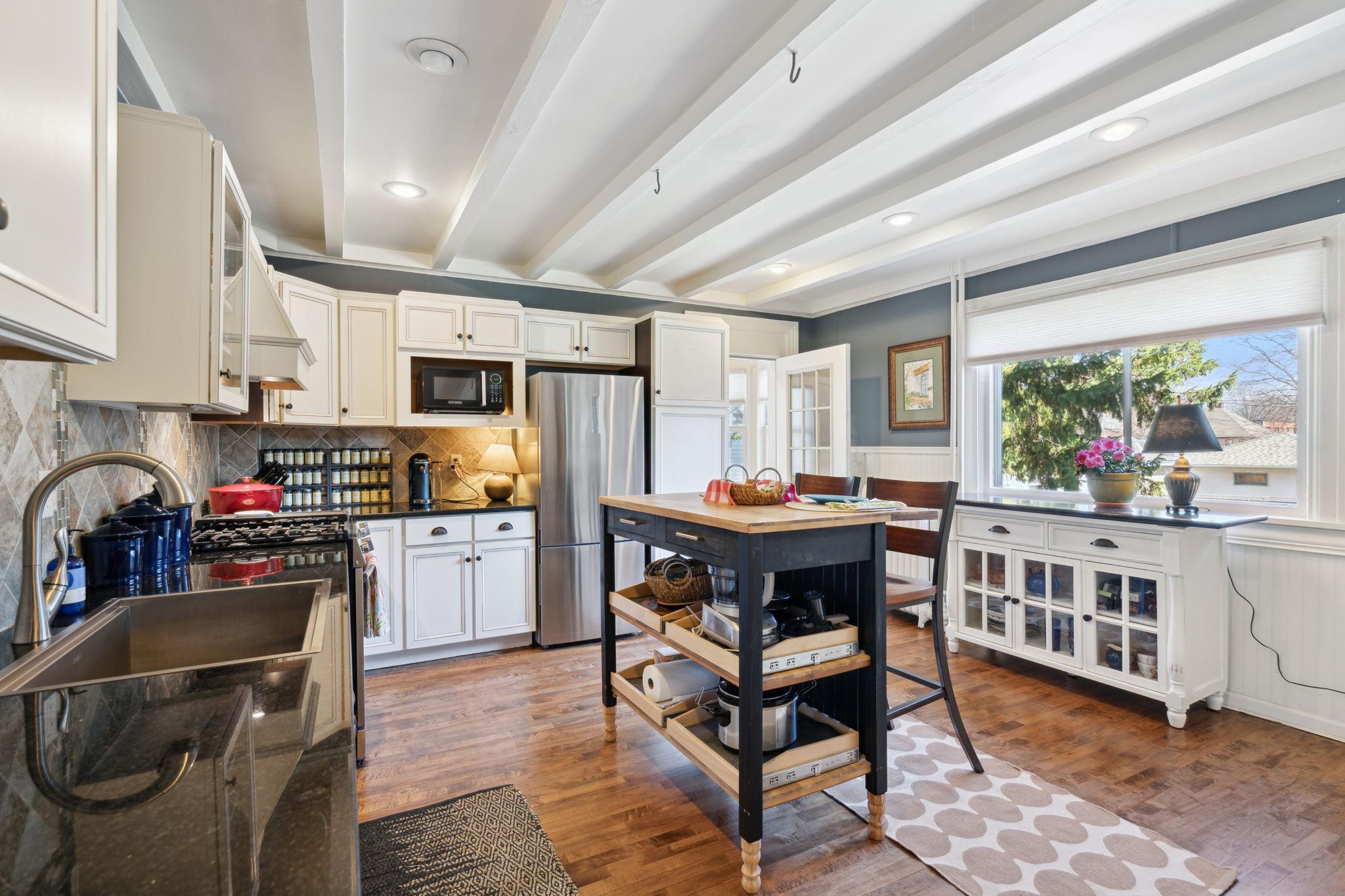 977 Portland Avenue Unit: 2