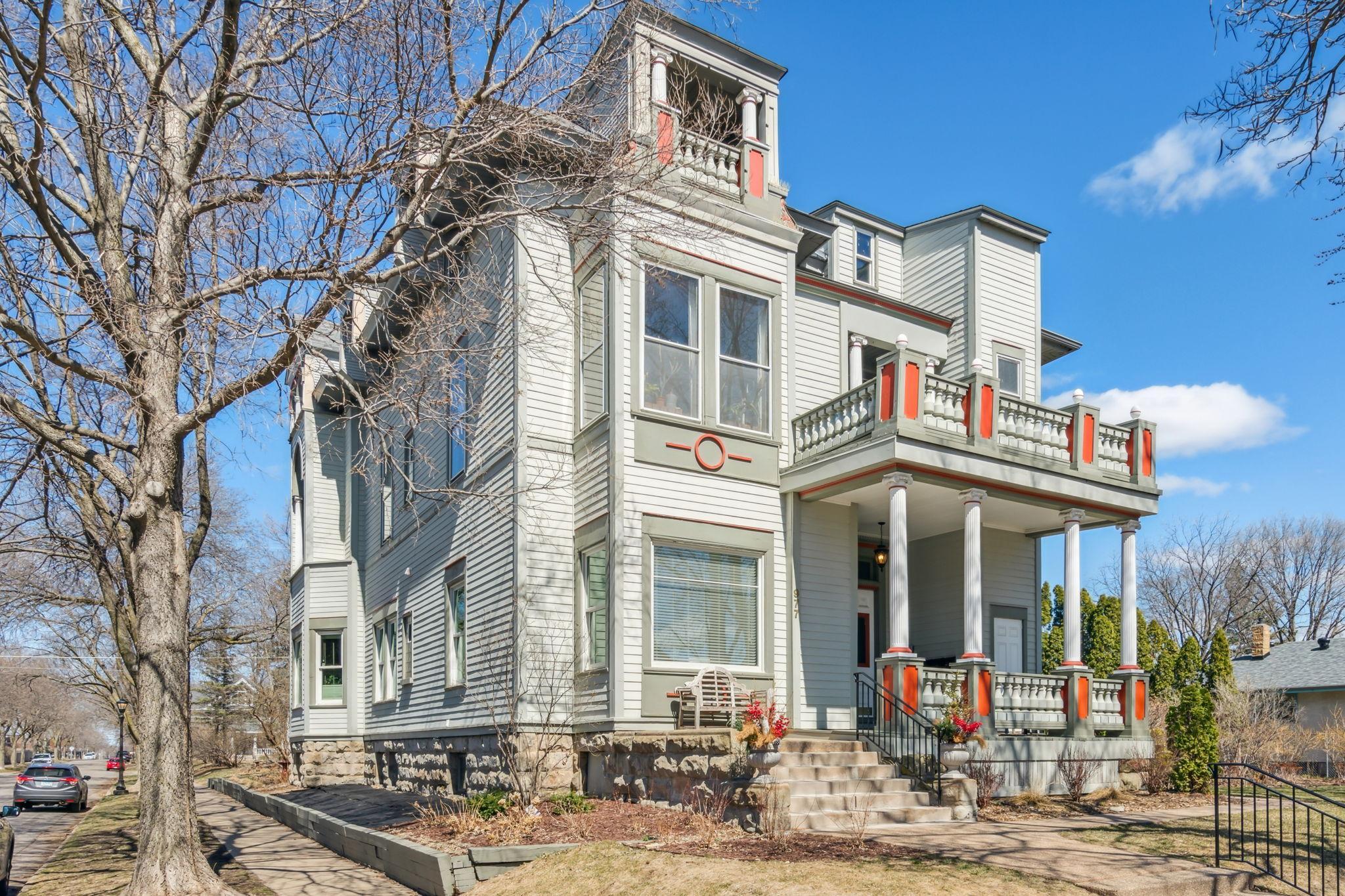 977 Portland Avenue Unit: 2