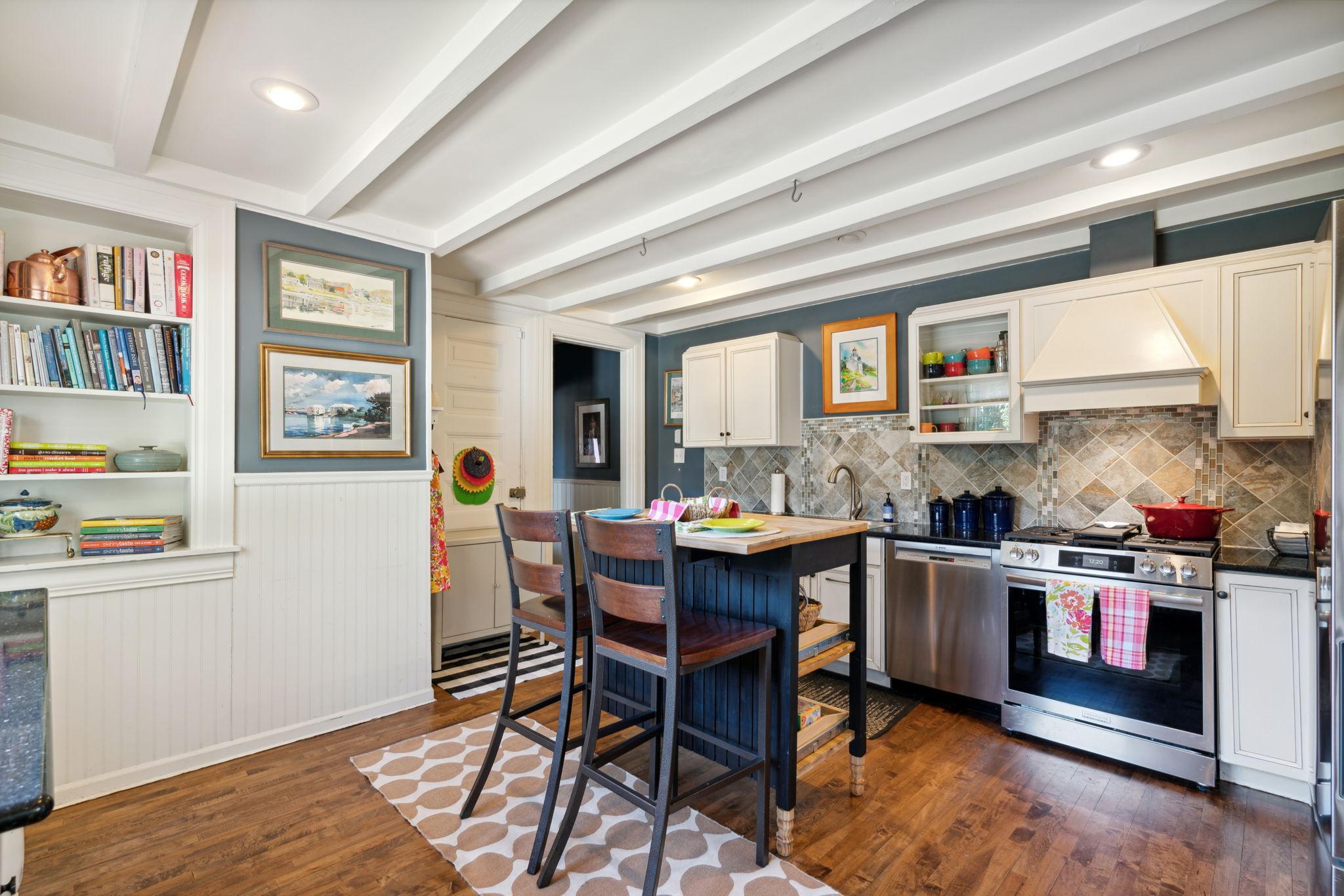 977 Portland Avenue Unit: 2