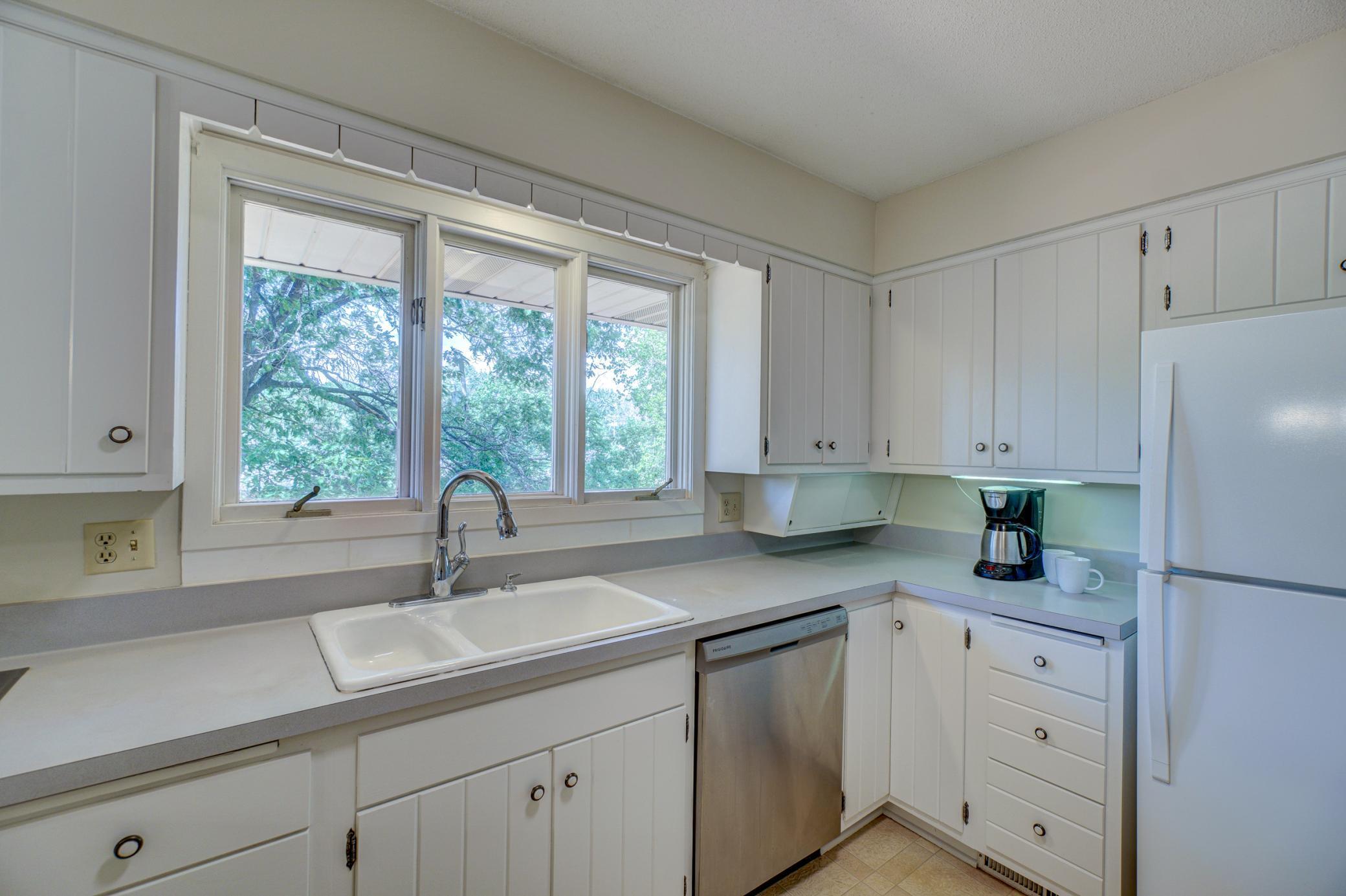 433 White Oak Drive