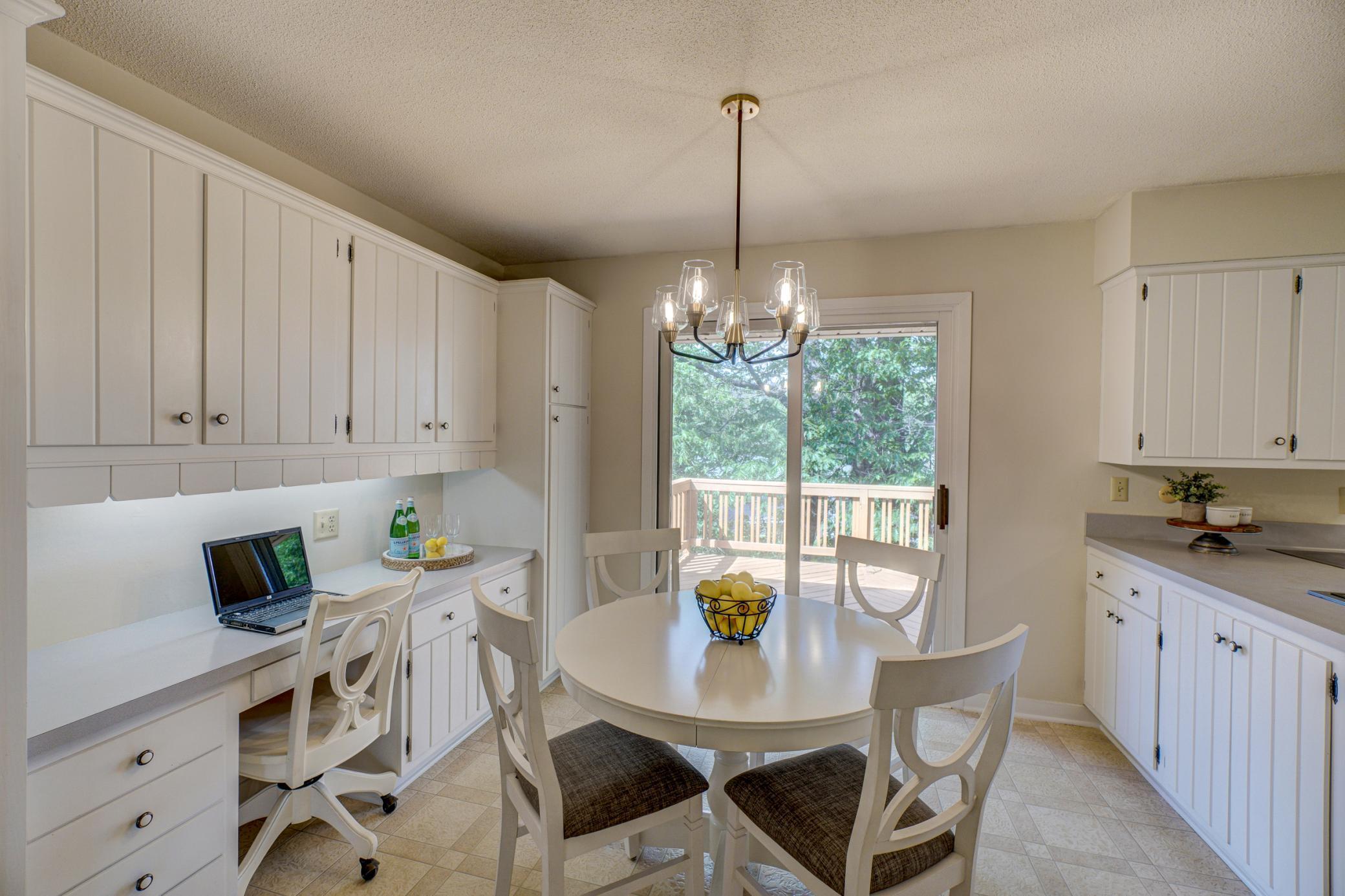 433 White Oak Drive