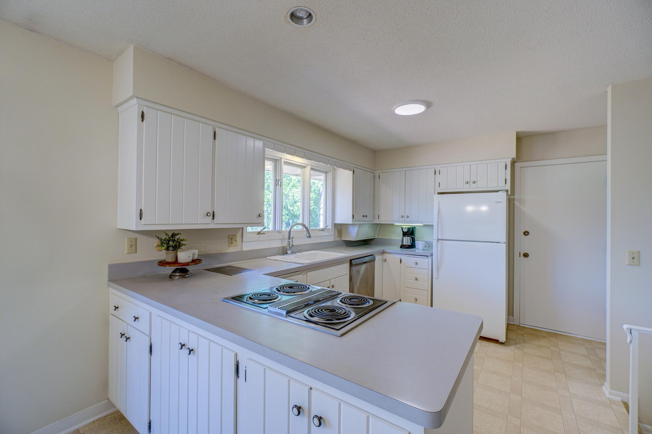 433 White Oak Drive