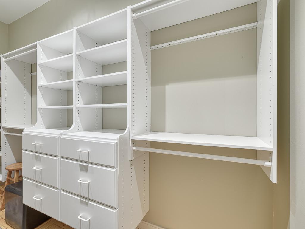 11 Summit Court Unit: 10