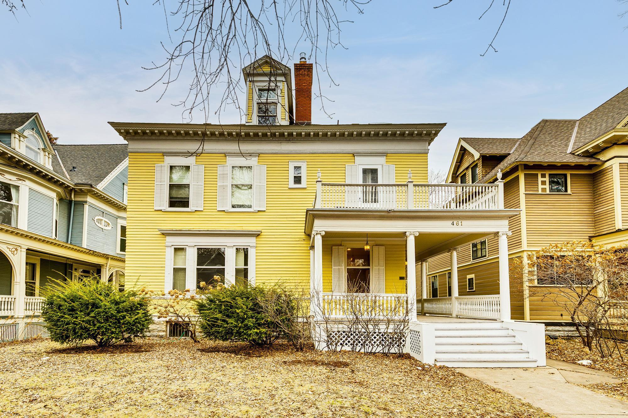 461 Holly Avenue Unit: 3