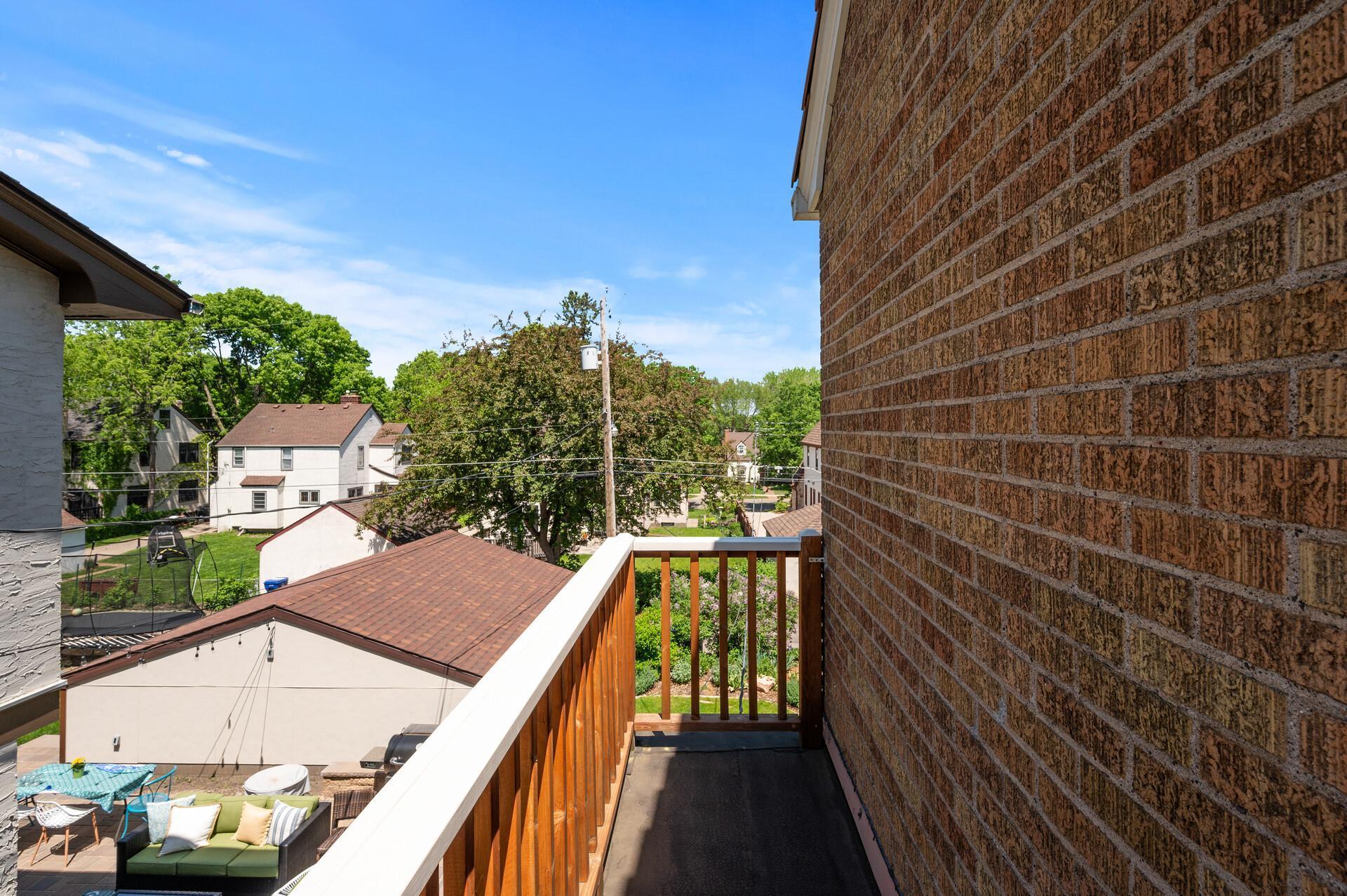 1651 Highland Parkway