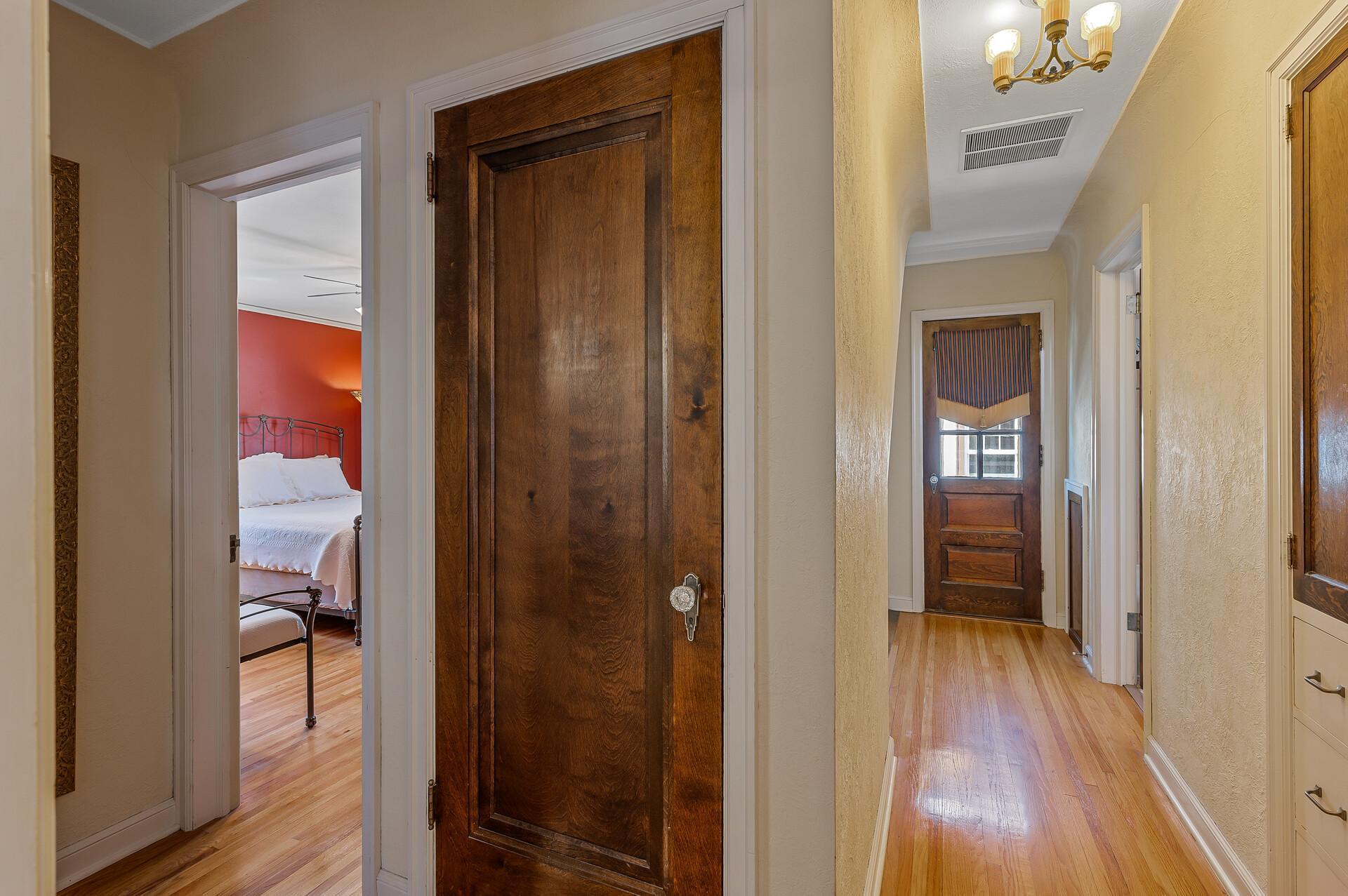 1651 Highland Parkway