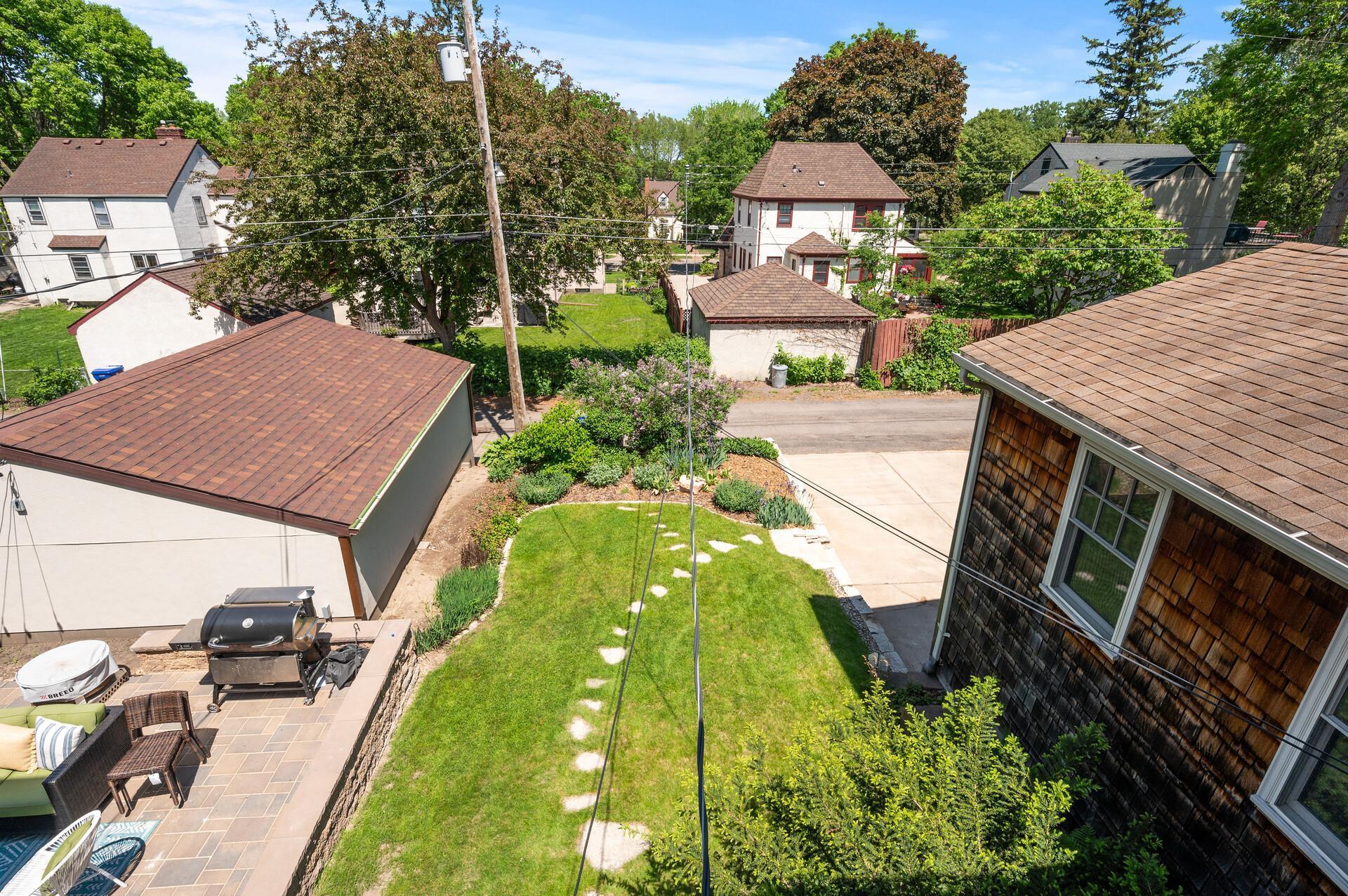 1651 Highland Parkway
