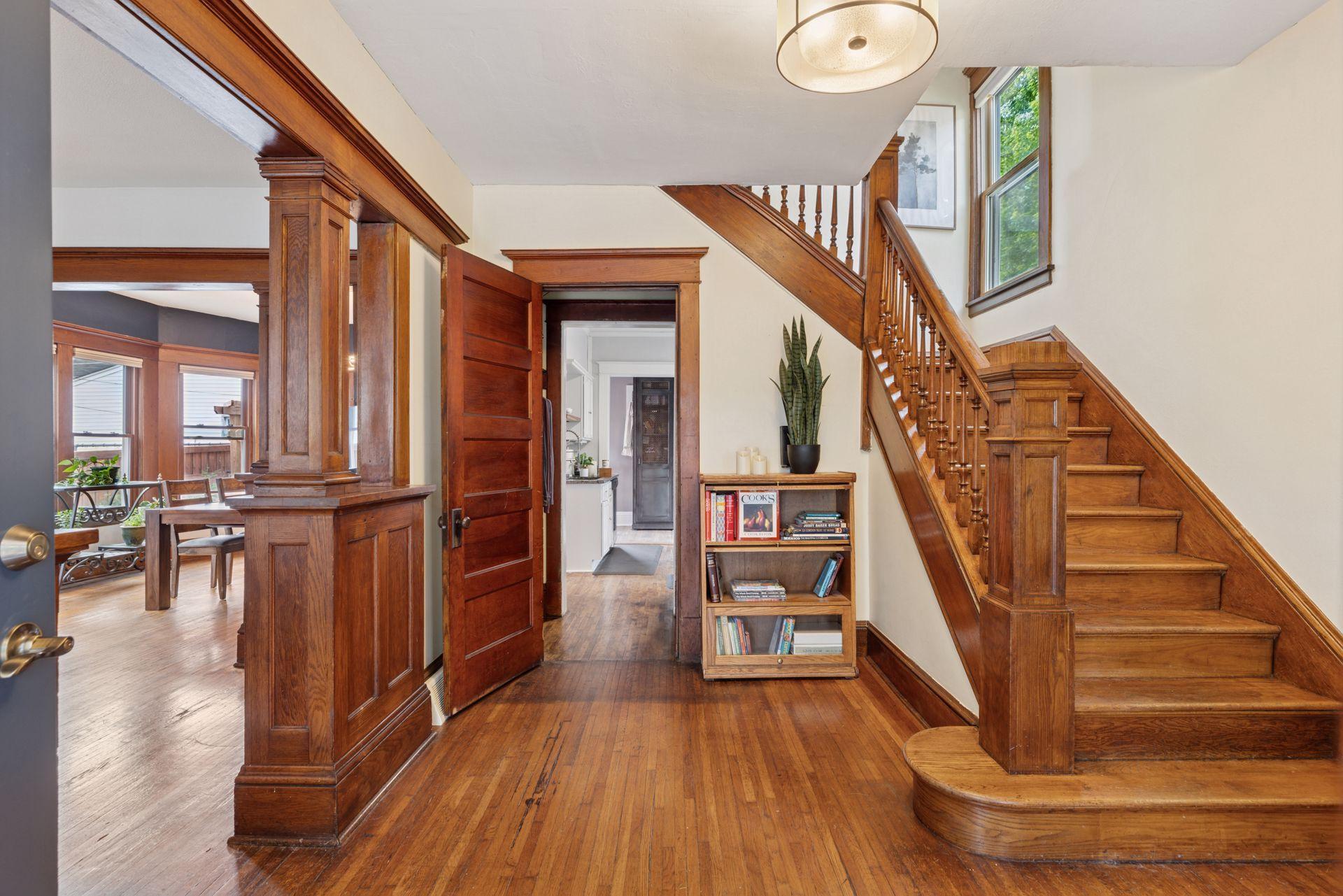 896 Carroll Avenue