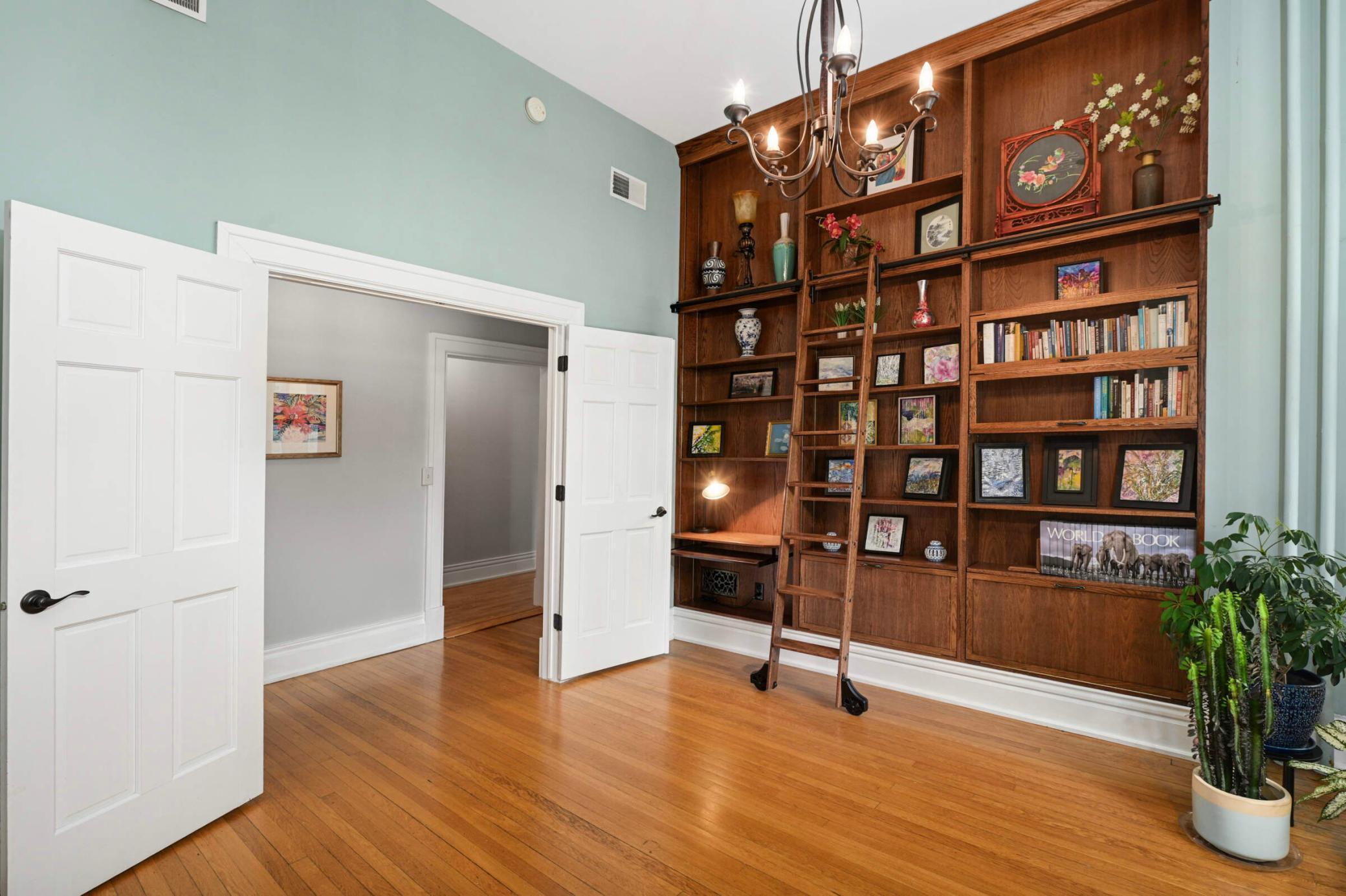 977 Portland Avenue Unit: 1