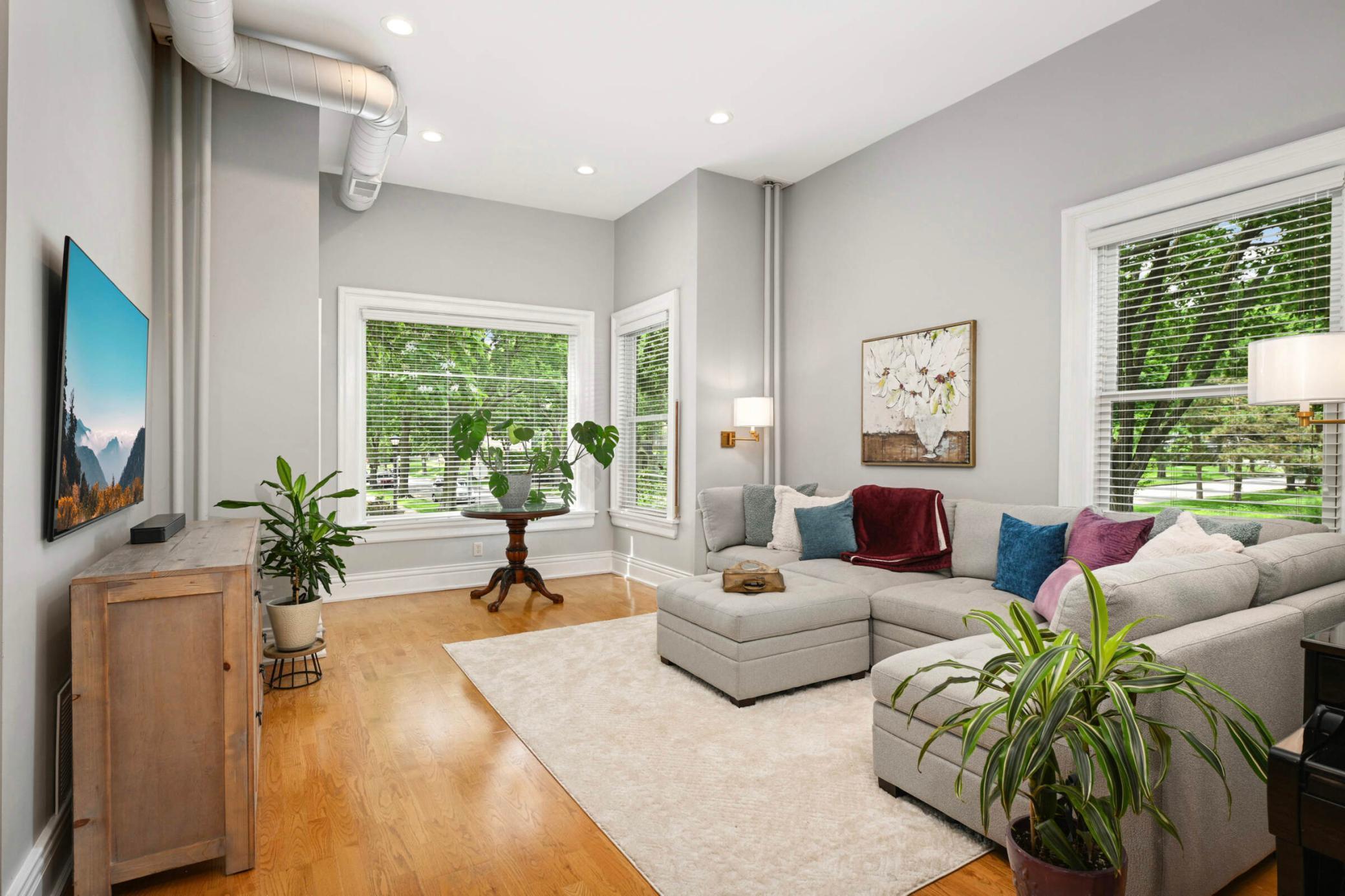 977 Portland Avenue Unit: 1