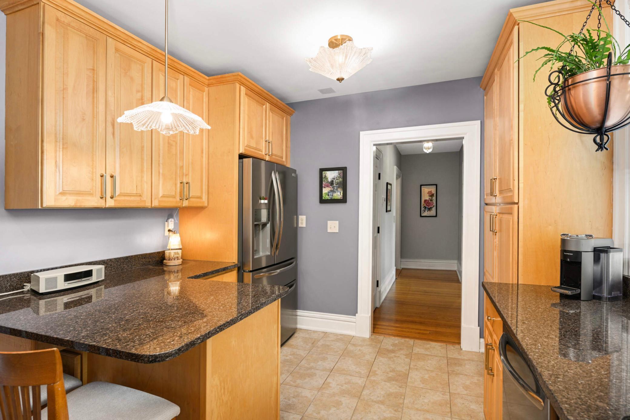 977 Portland Avenue Unit: 1