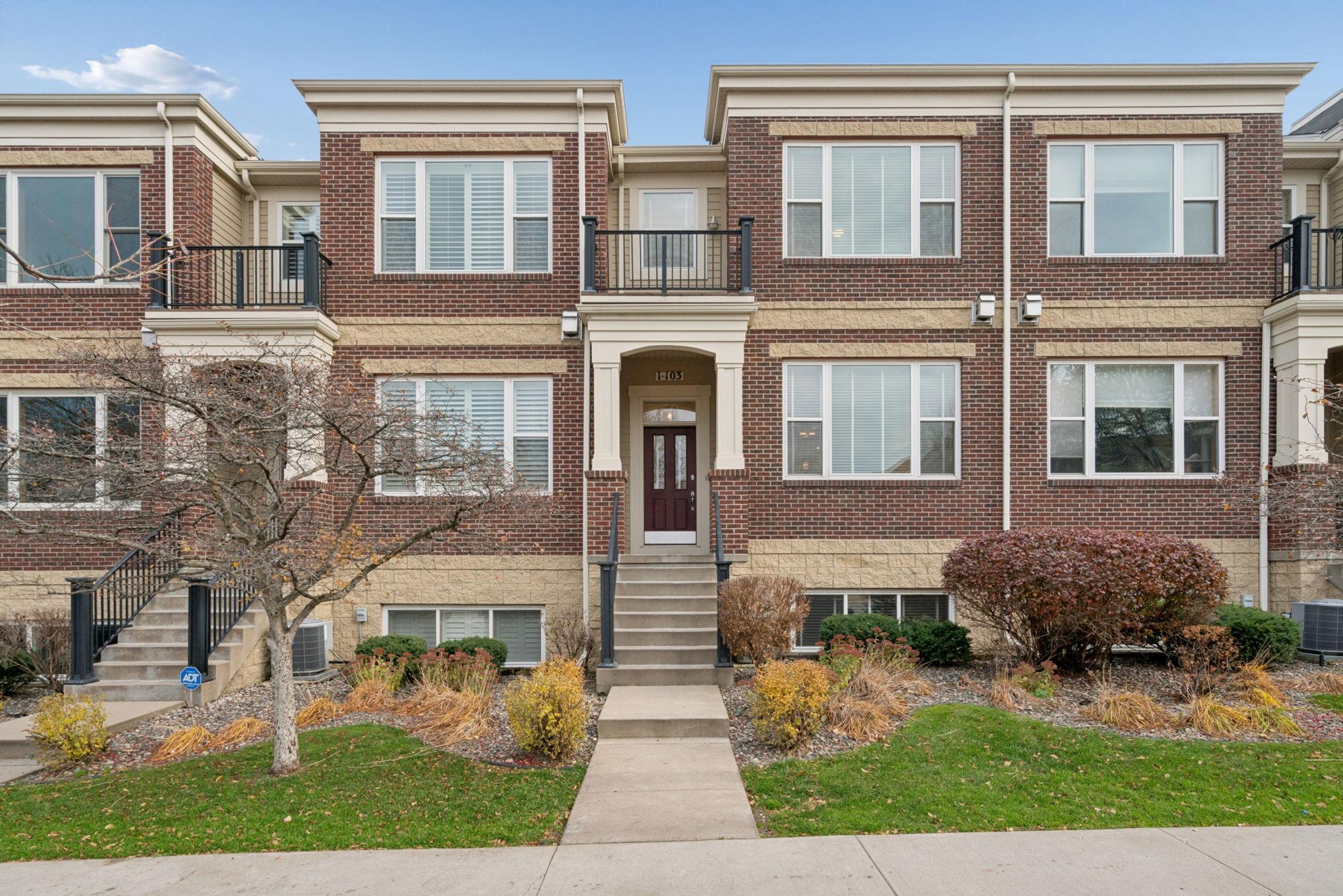 1 4th Avenue N Unit: 103