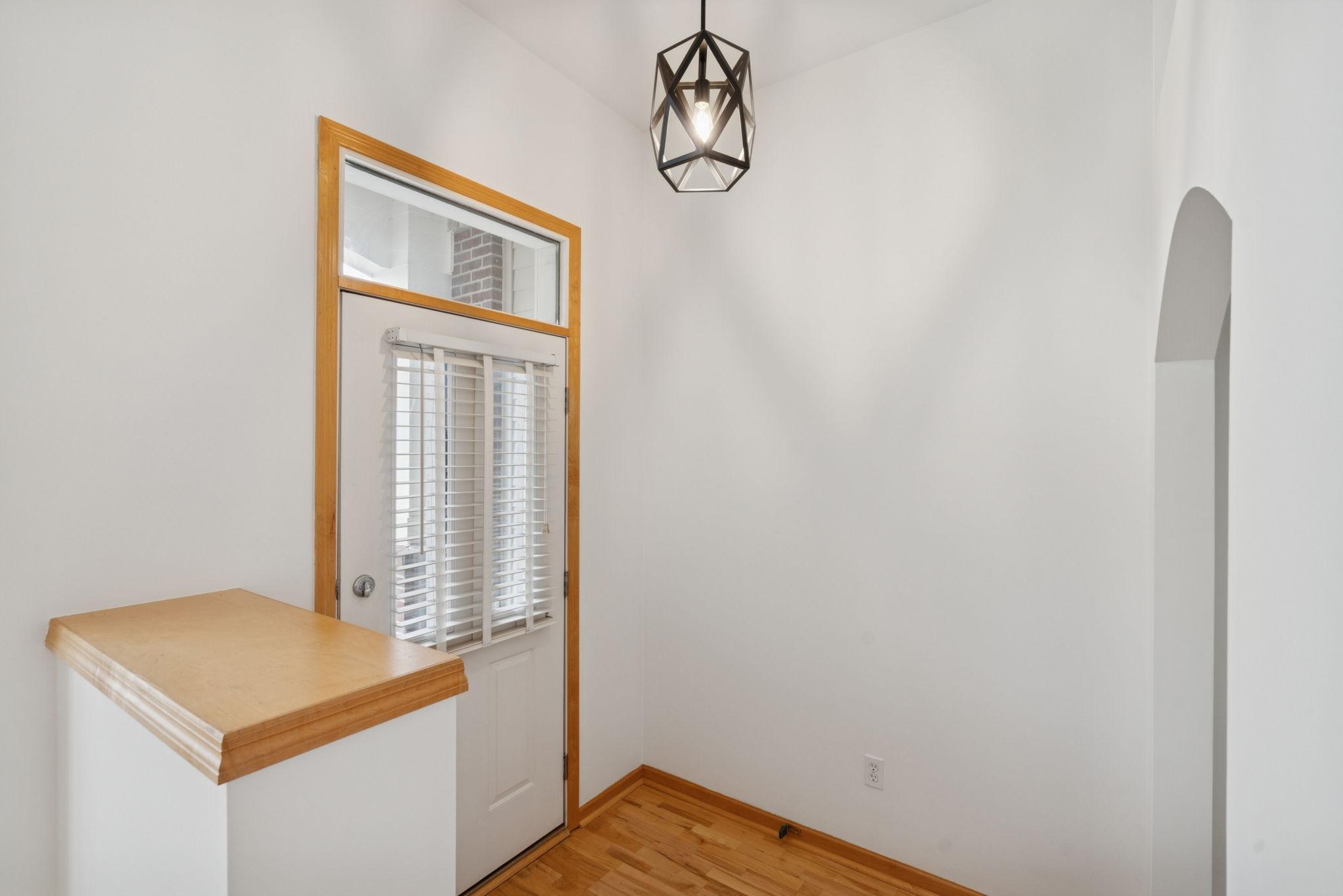 1 4th Avenue N Unit: 103