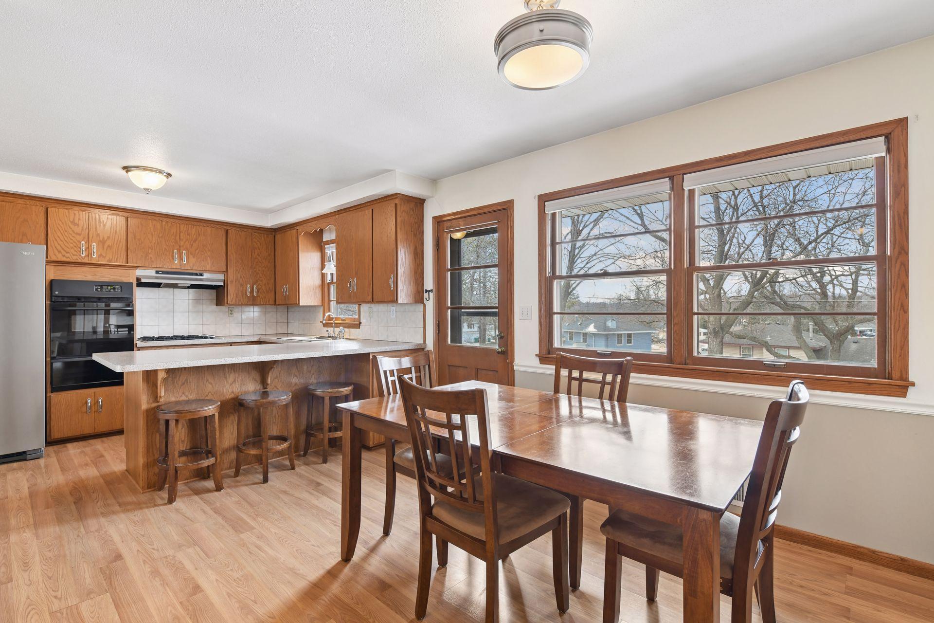 8449 Morris Circle