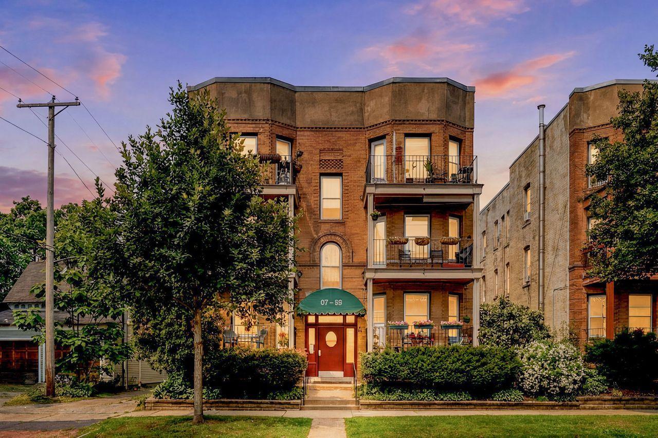 87 Kent Street Unit: 2