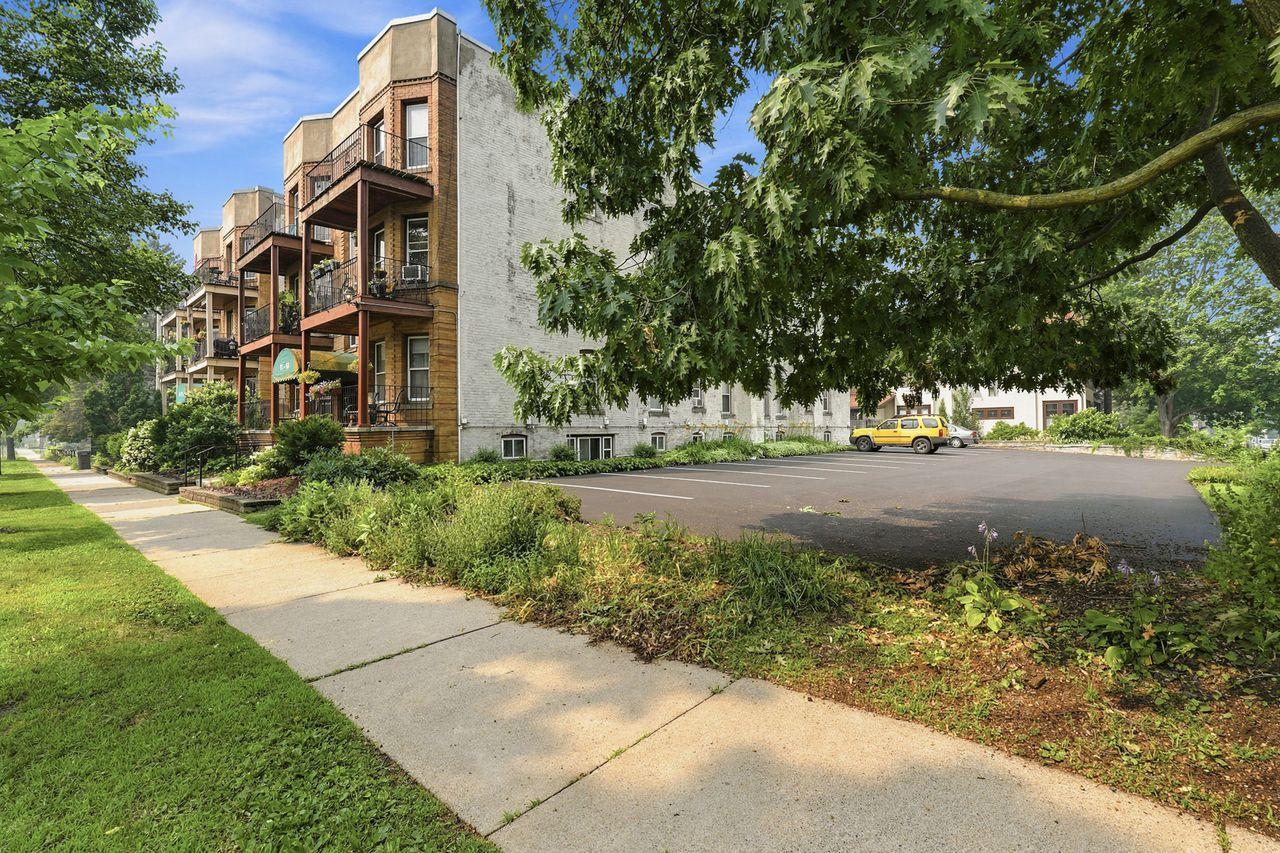 87 Kent Street Unit: 2