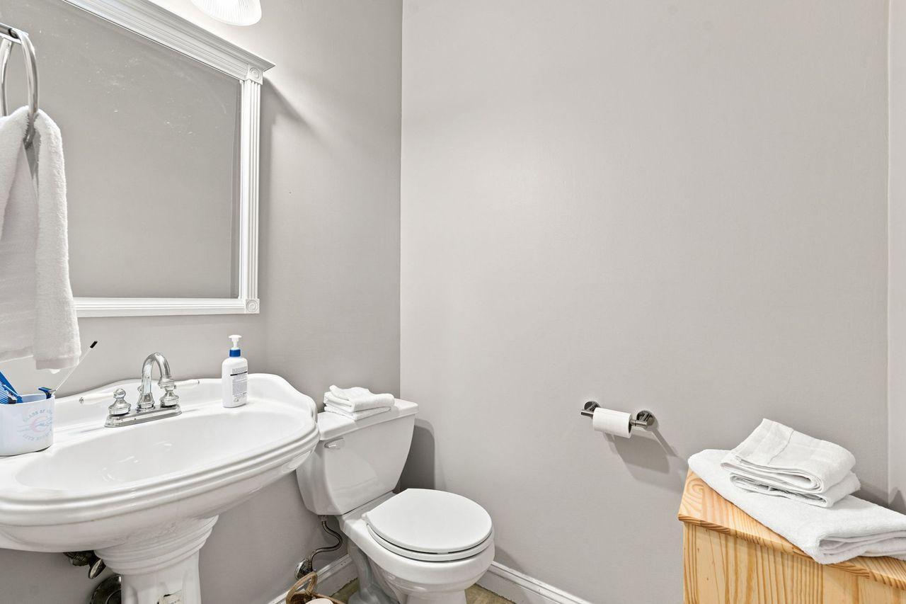 87 Kent Street Unit: 2