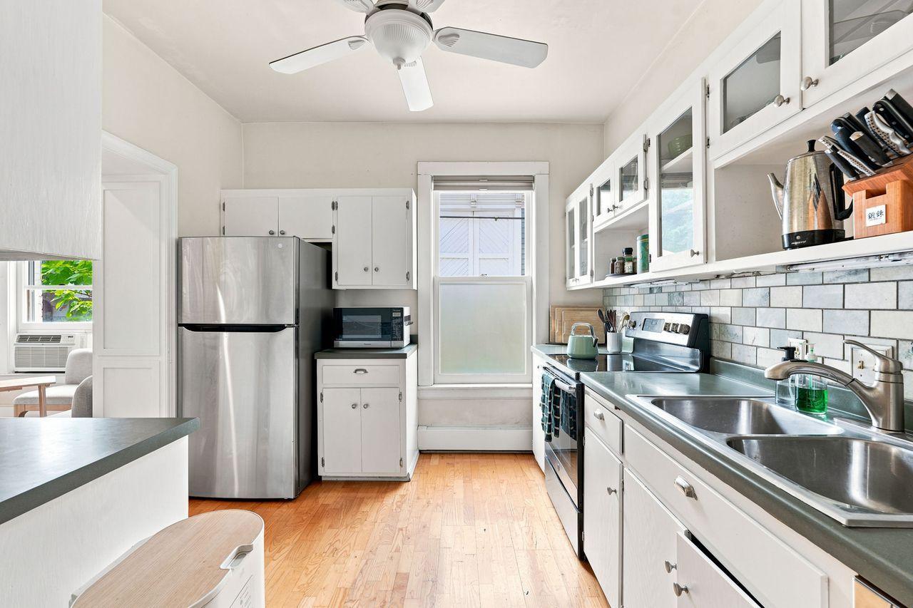87 Kent Street Unit: 2