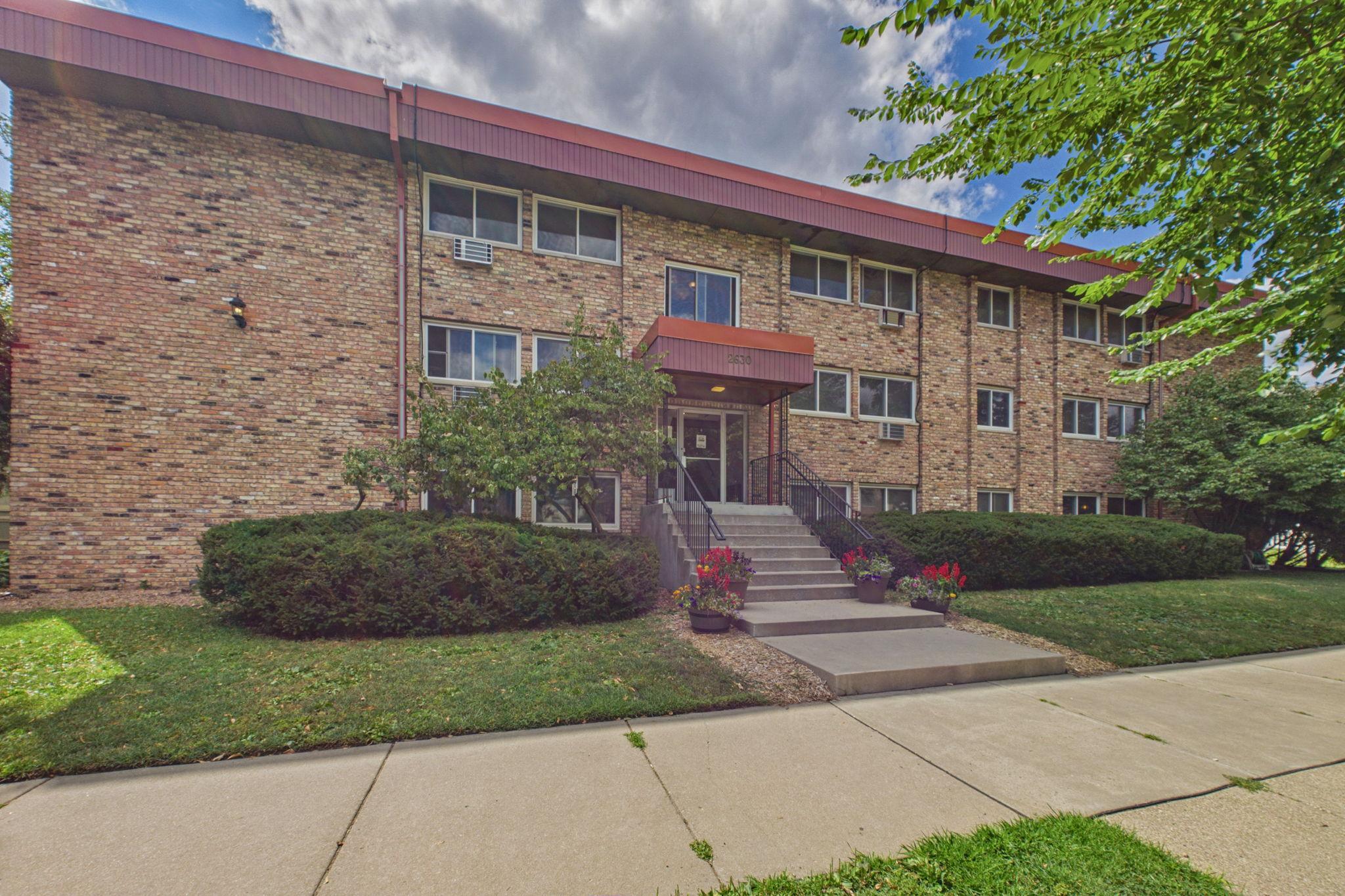 2630 Pleasant Avenue Unit: 205