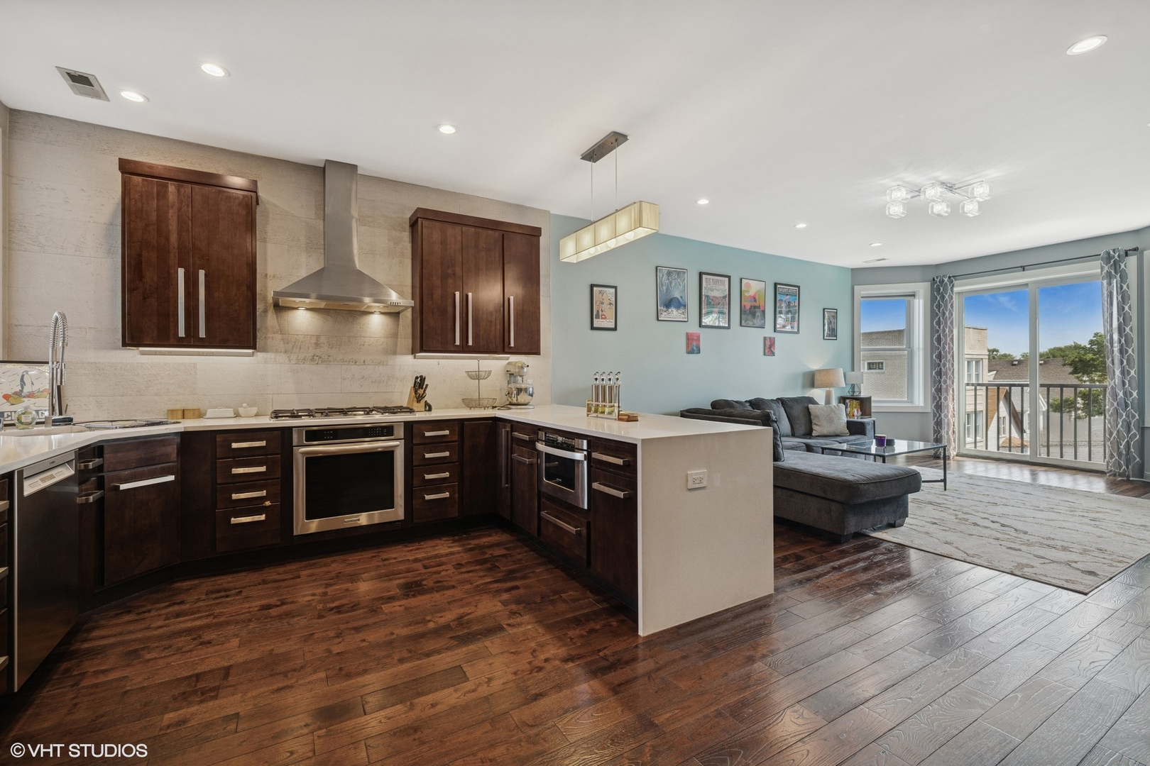 4130 N Kimball Avenue Unit: 3