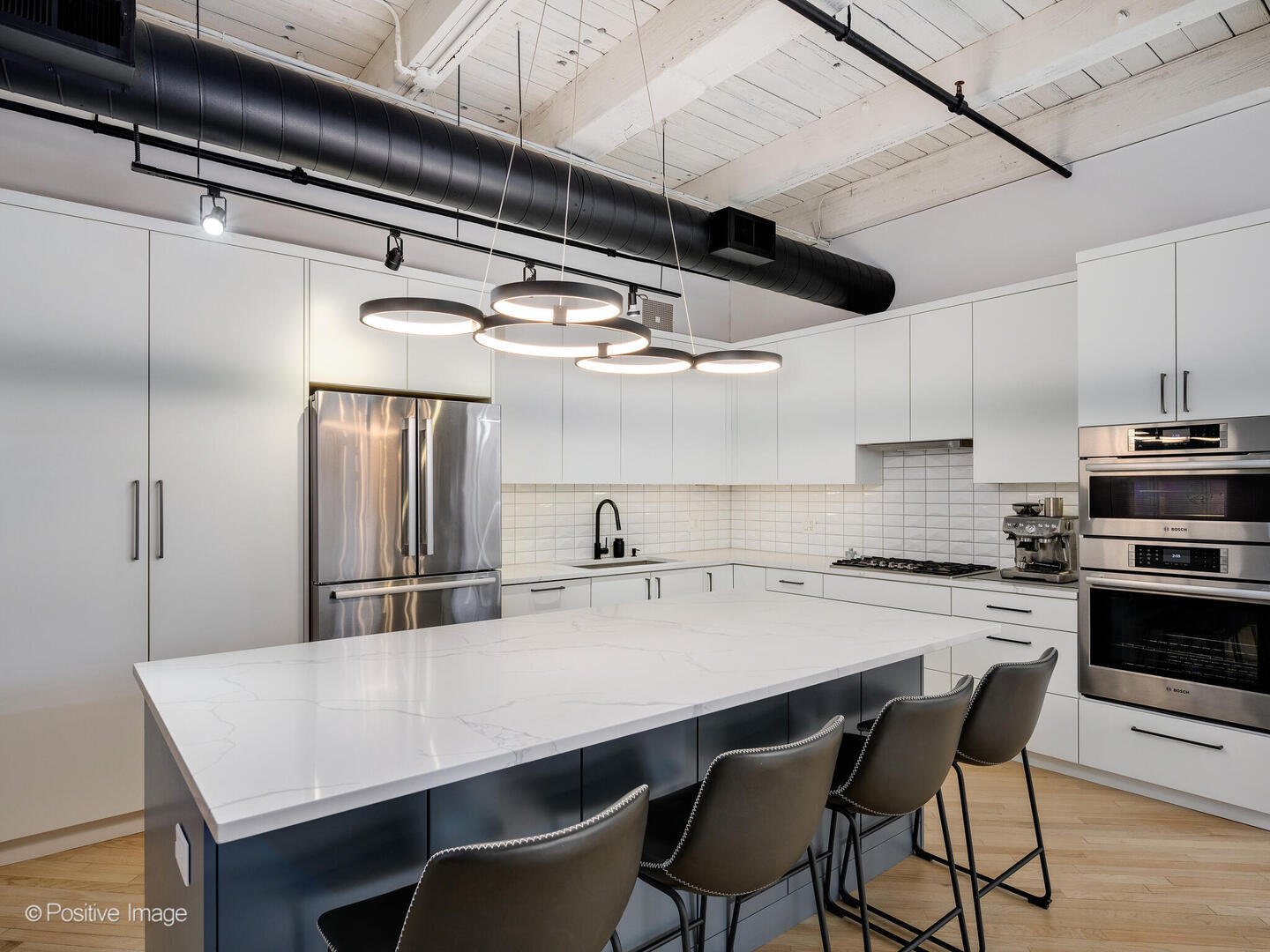 1000 W Washington Boulevard Unit: 334