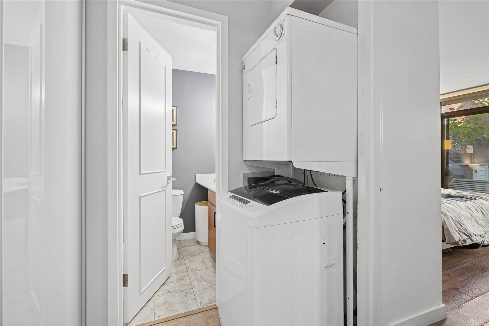 2600 N Hampden Court Unit: J1