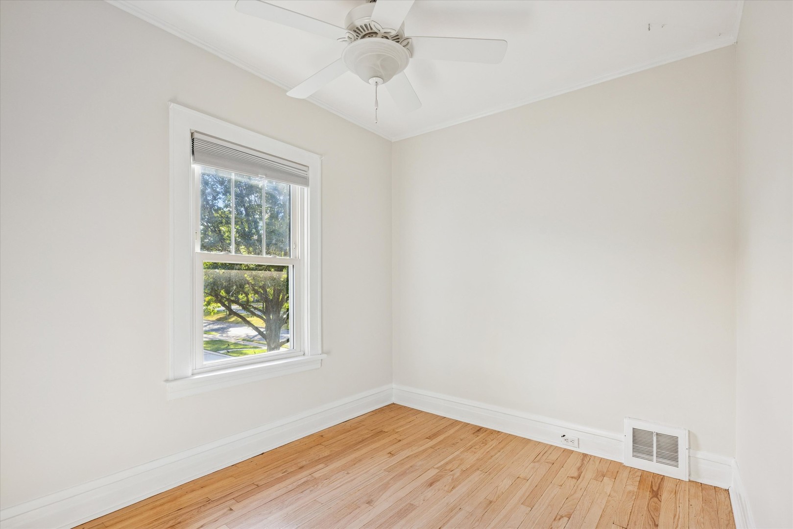 235 S Oakland Grove Avenue