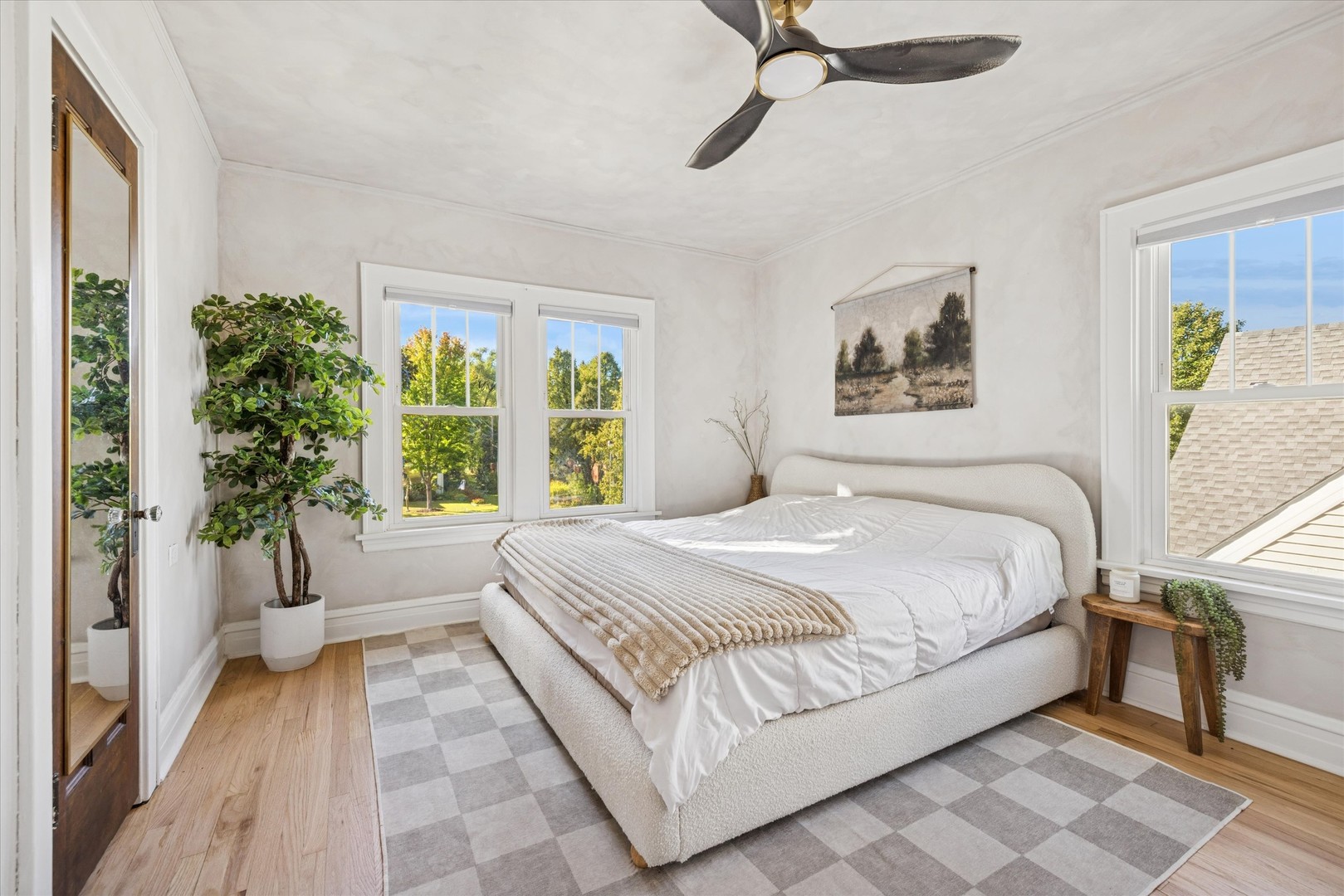 235 S Oakland Grove Avenue