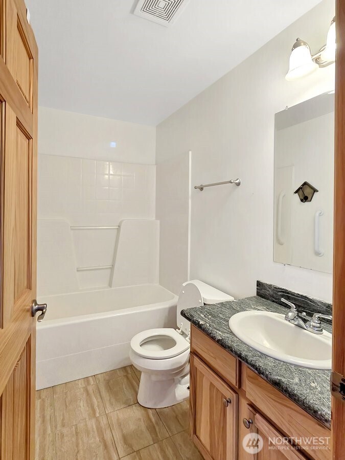 1028 Circle Drive