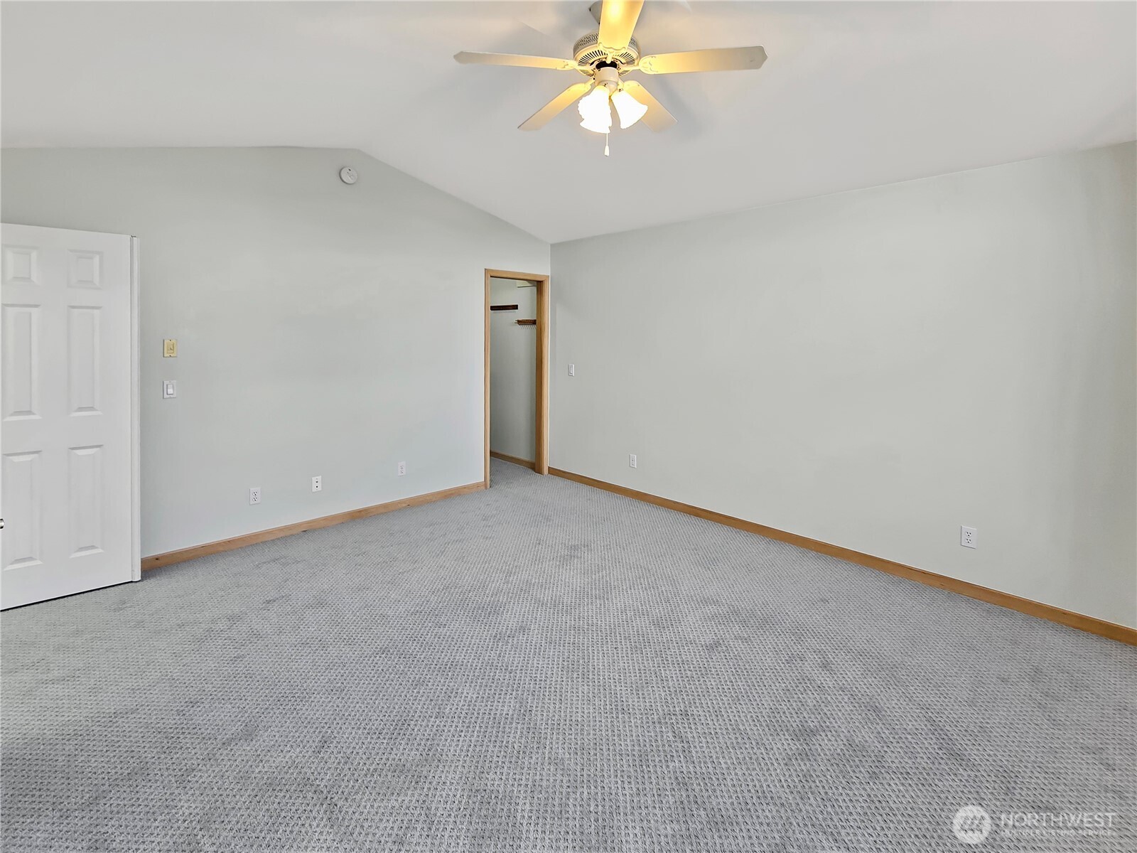 710 SW Echo Loop