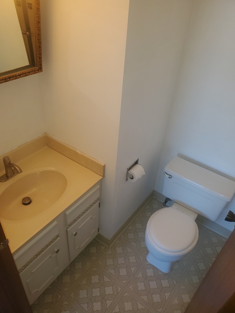 5159 N East River Road Unit: 307D