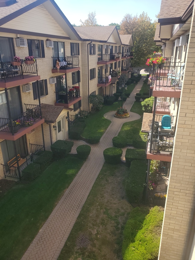 5159 N East River Road Unit: 307D