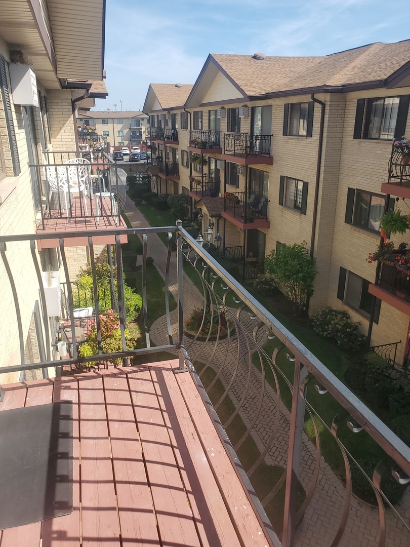 5159 N East River Road Unit: 307D