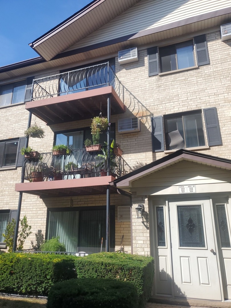 5159 N East River Road Unit: 307D