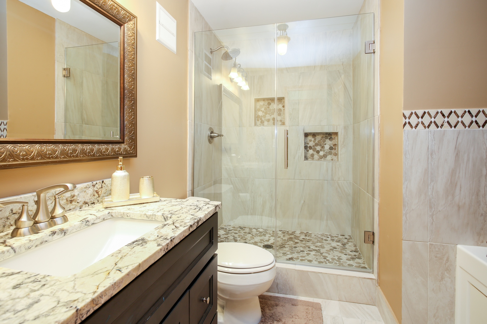 1415 E CENTRAL Road Unit: 219C