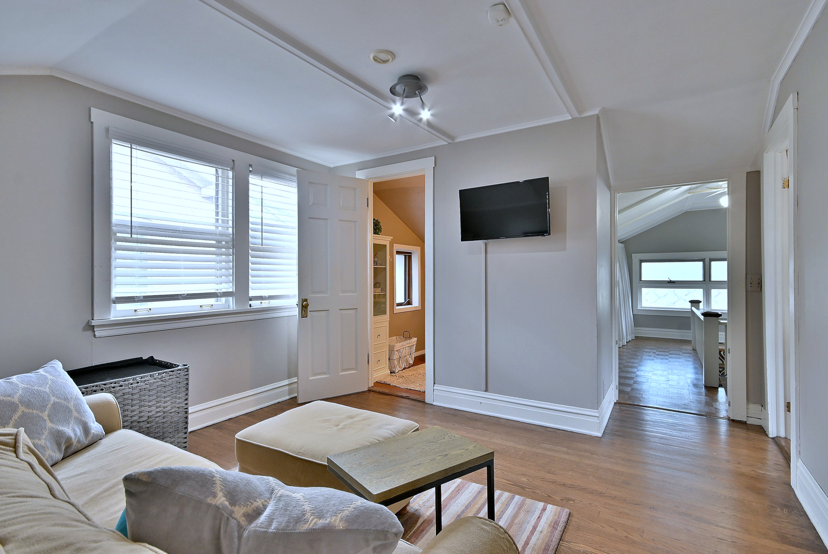 623 S Prospect Avenue